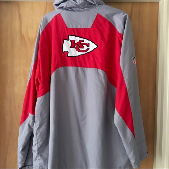 KC Chiefs Reebok On Field Jacket - Picture 4 of 5